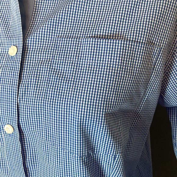 Affinity Apparel button down blue and white shirt, size medium - Picture 2 of 7